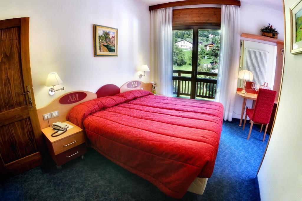 Albergo Miramonti Rabbi Rom bilde